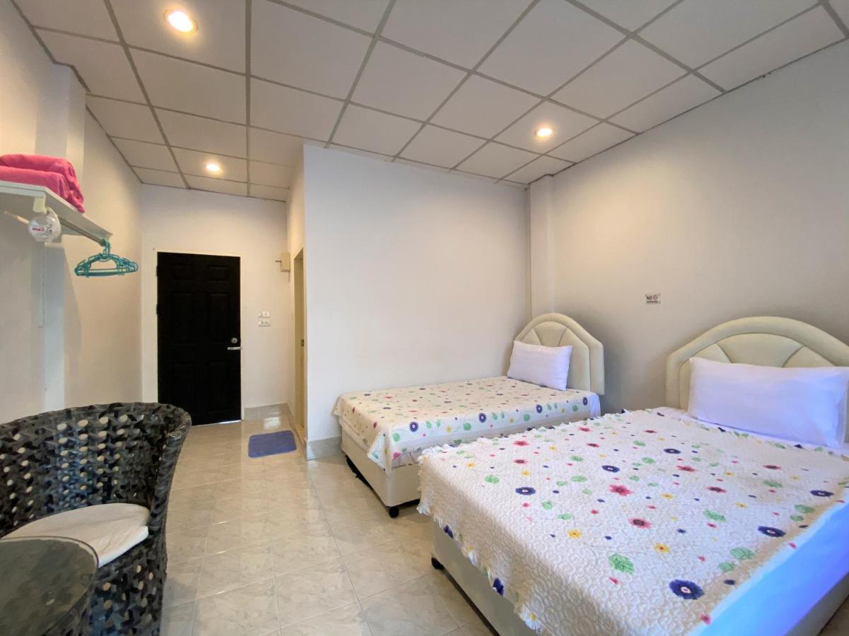 Som Guesthouse Patong Dış mekan fotoğraf