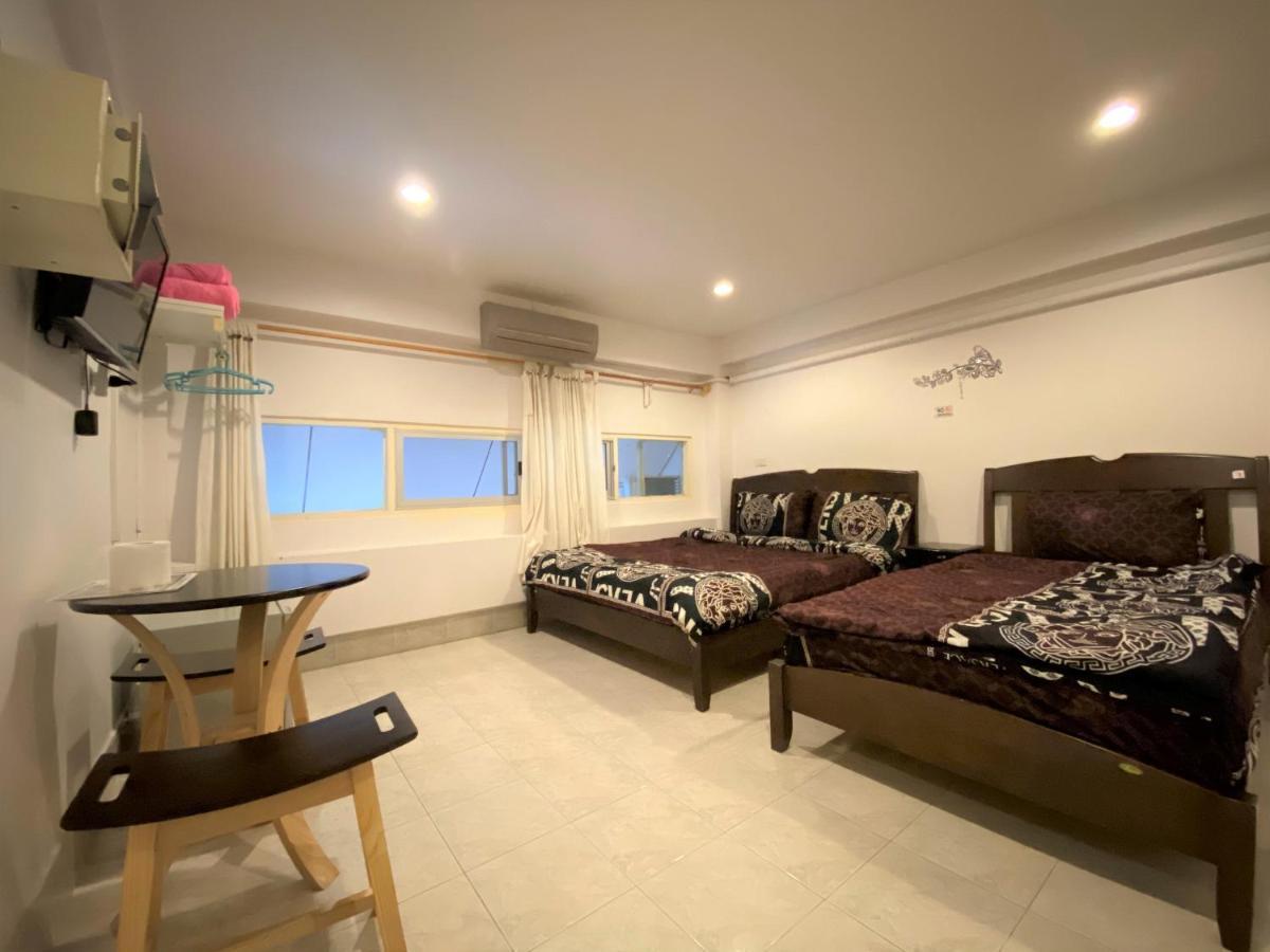 Som Guesthouse Patong Dış mekan fotoğraf